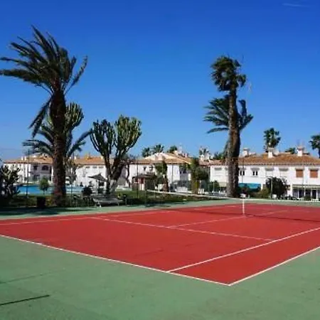 Costa Blanca Jardin Frente Piscina 4 Personas #prp001 By Orihuela Costa トレビエハ