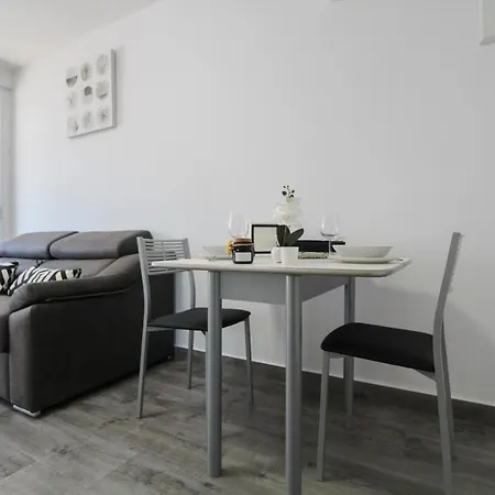Apartman Costa Blanca Jardin Frente Piscina 4 Personas #prp001 By Orihuela Costa